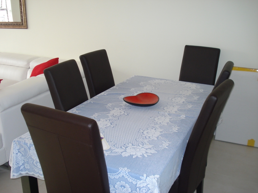 To Let 2 Bedroom Property for Rent in De Velde Western Cape